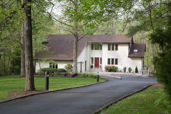 Blacktop Resurfacing in Brentwood