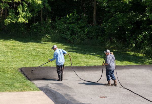 Driveway Coating Service in Brentwood