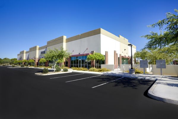 Parking Lot Sealing in Brentwood