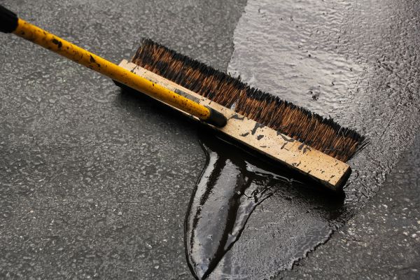Asphalt Driveway Sealing in Brentwood
