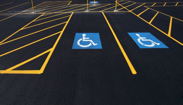 Parking Lot Sealcoating in Brentwood
